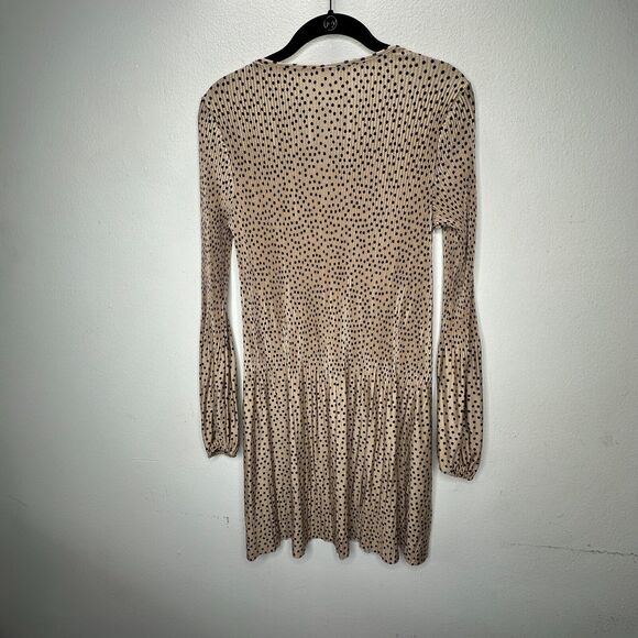 Stradivarius Beige Black Polka Dot Mini Pleat Balloon Sleeve Round Neck Dress - Picture 9 of 15